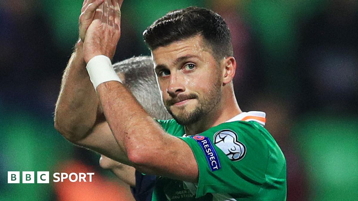 Shane Long ruled out of Republic of Ireland's match in Austria - BBC Sport