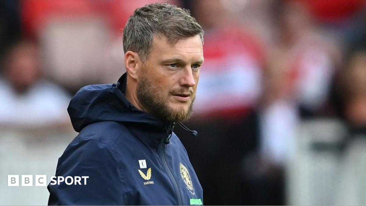 EFL Cup Clash: Wrexham and Middlesbrough Battle for Dominance