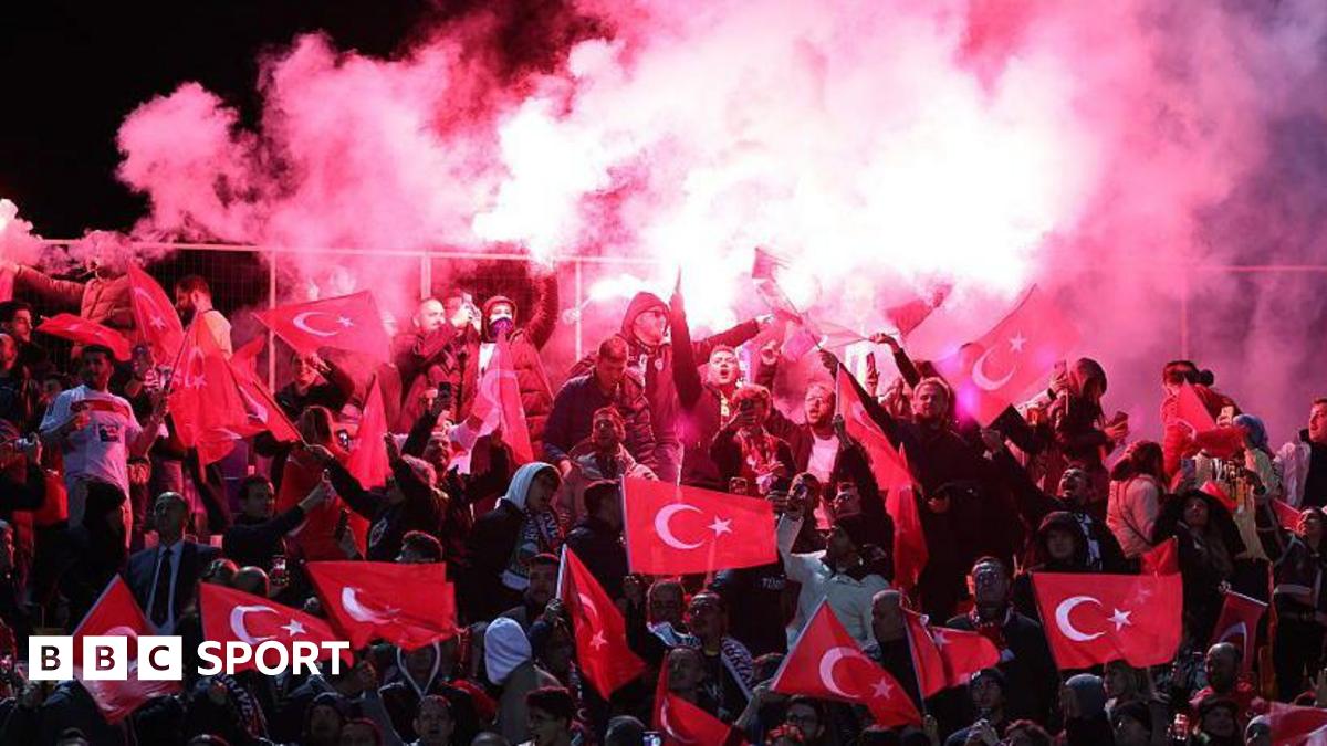 Hundreds of Turkish officials found with betting accounts