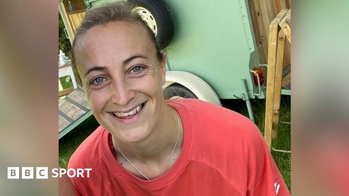 Ex-England women's youth player Carr dies aged 35