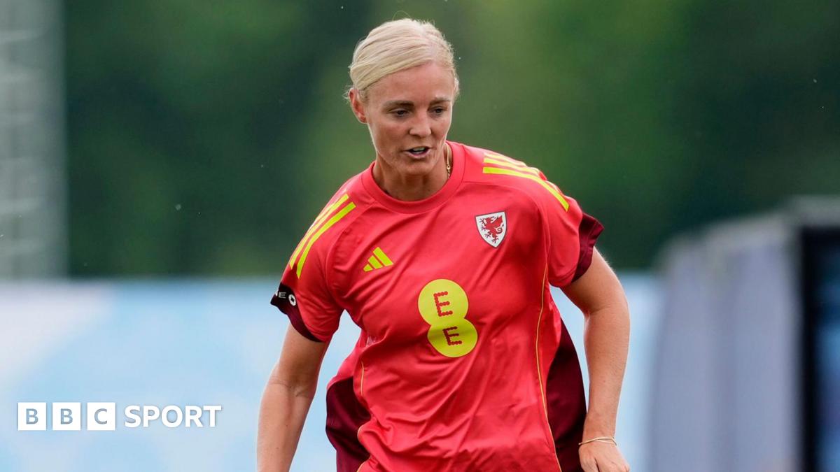 Ingle returns to Bristol City on two-year deal