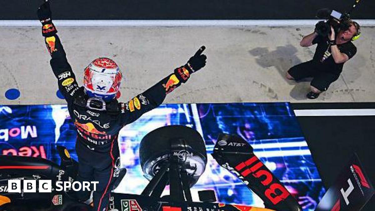 Verstappen zvítězil v Kataru, boj o titul se rozhodne až v Abú Zabí