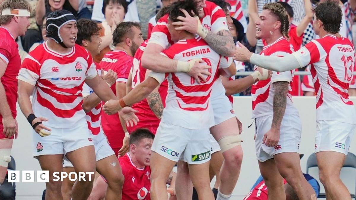 Japan score late try to extend Wales' winless run