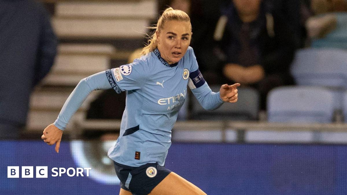 Alex Greenwood Suffers Knee Injury in Champions League