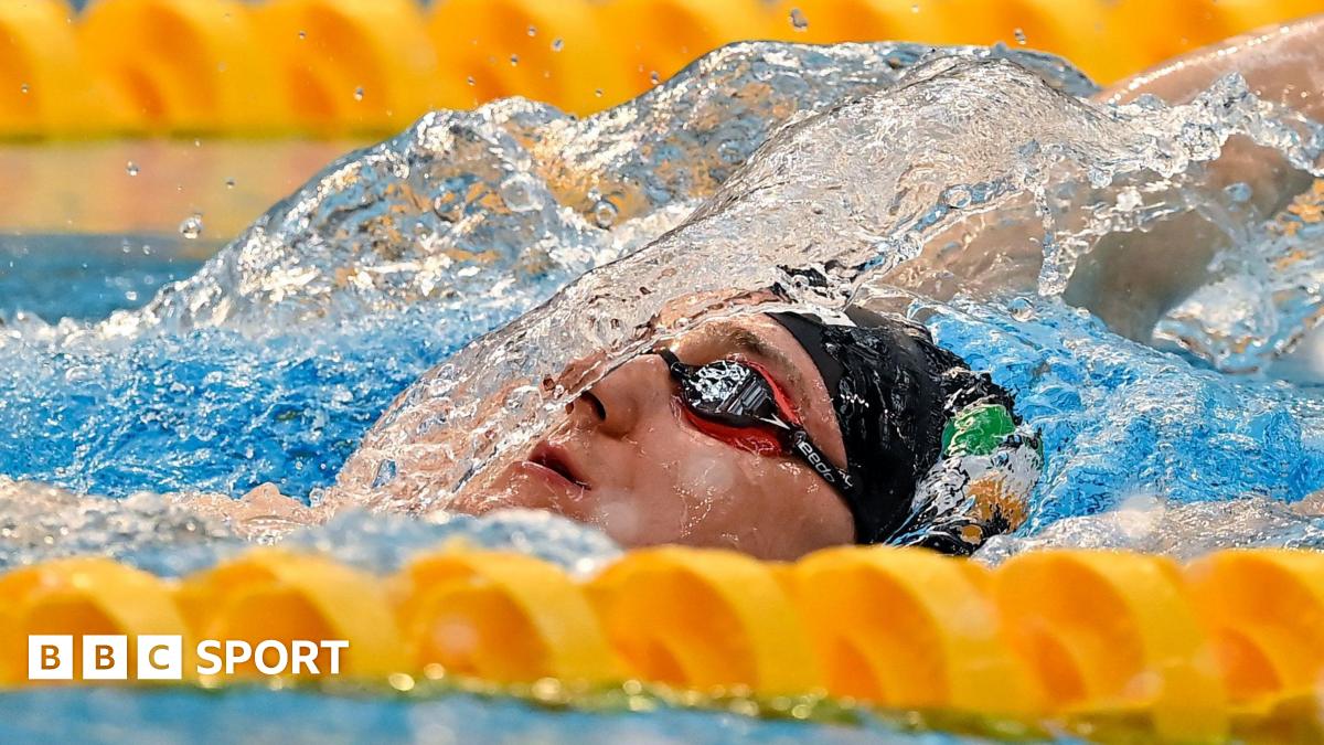 Shane Ryan: Ireland swimmer wins 50m backstroke bronze at World Short Course tests