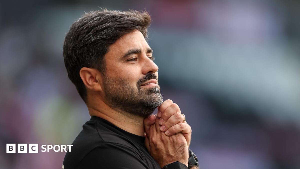 bbc.co.uk - BBC Sport - Swansea City news: Transfer window 'like a chess game in a storm' - Vitor Matos