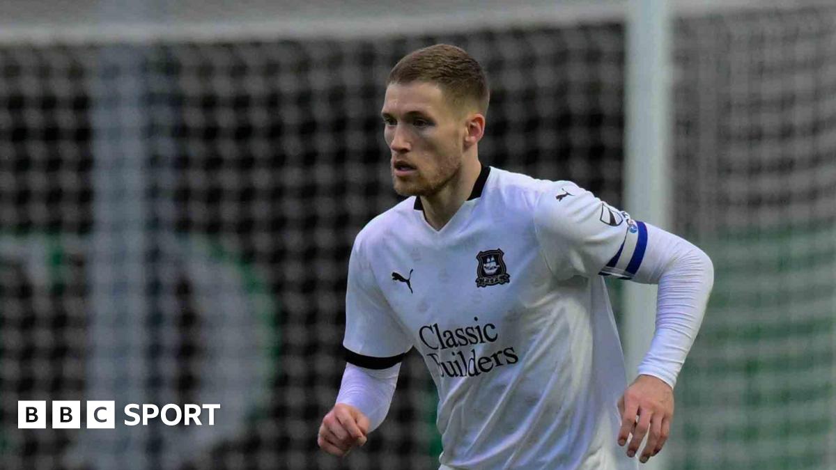 Lewis Gibson Joins Preston North End