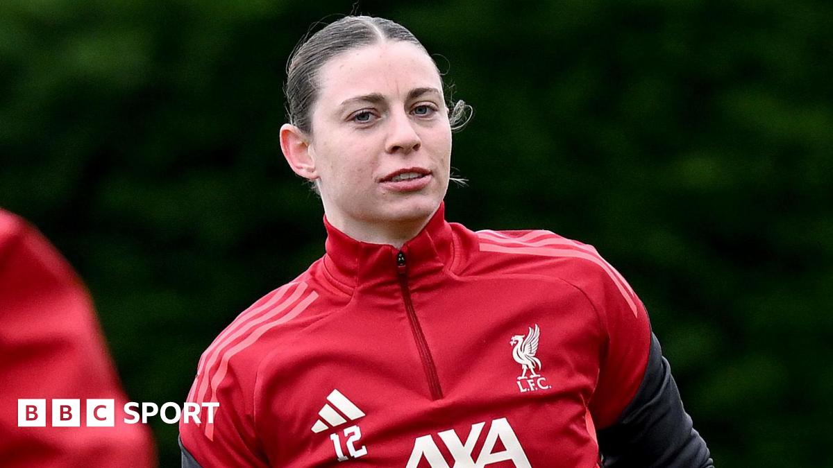 Liverpool's Borggrafe joins Leverkusen on loan