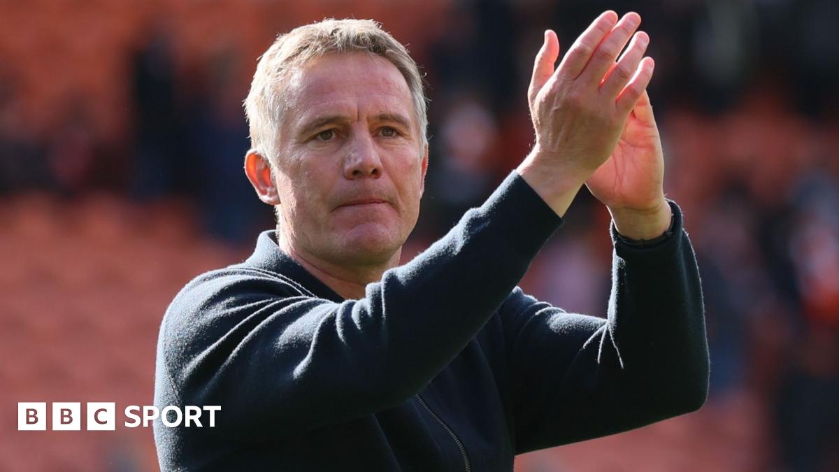 Phil Parkinson nominated for League One Manager of the Month after Wrexham's third successive promotion