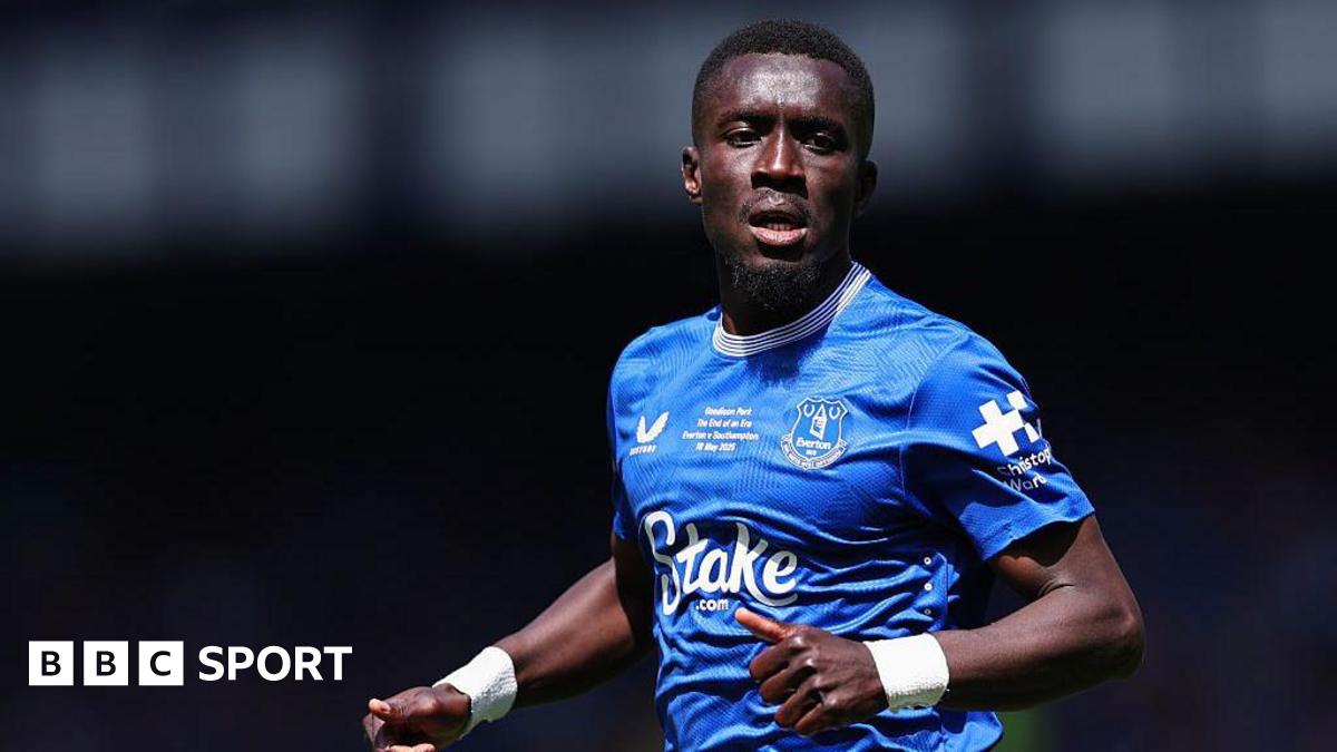Everton Secures Idrissa Gueye Contract Extension