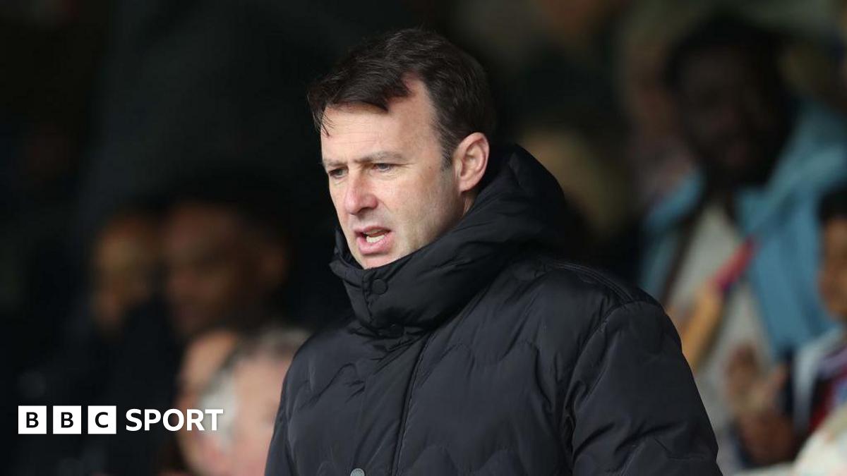 Freedman to leave Palace and considering Saudi role