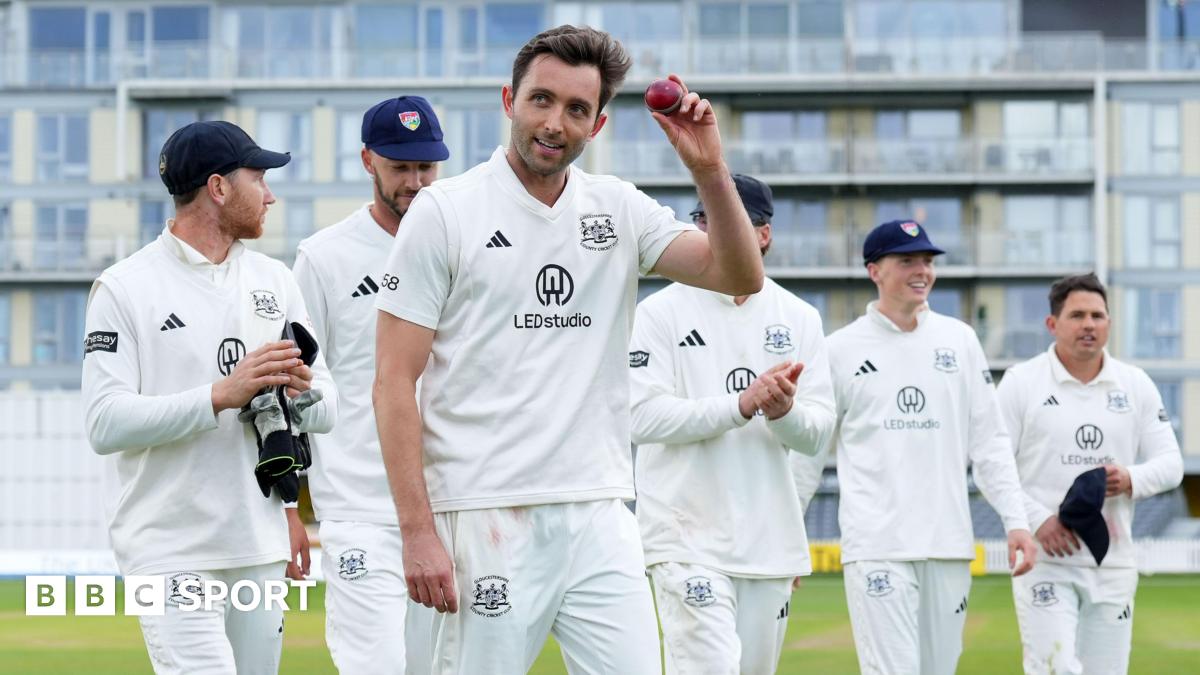 https://ichef.bbci.co.uk/ace/branded_sport/1200/cpsprodpb/b382/live/69716600-5157-11f1-a307-0d3da2ea1bdc.jpg