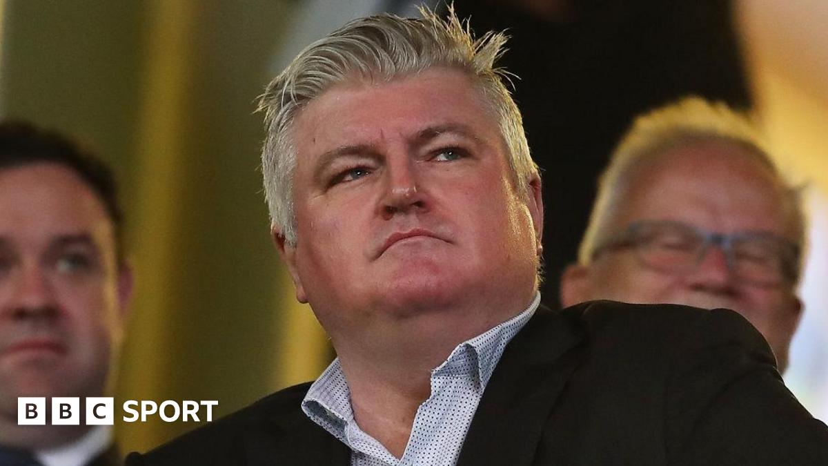 Stuart MacGill: Former Australia cricketer avoids jail over drug deal