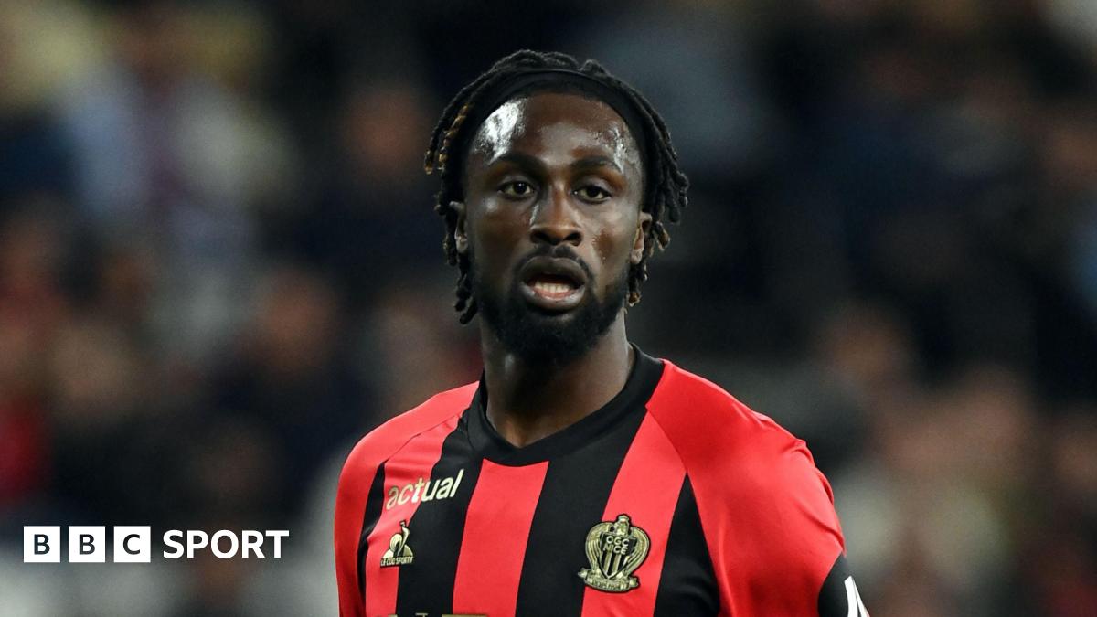 Villa complete £30m signing of Nice striker Guessand
