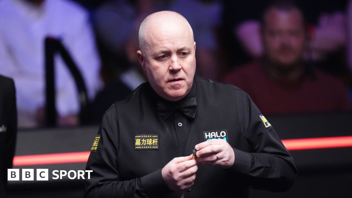World Snooker Championship 2026: John Higgins gains slender semi-final lead over Shaun Murphy