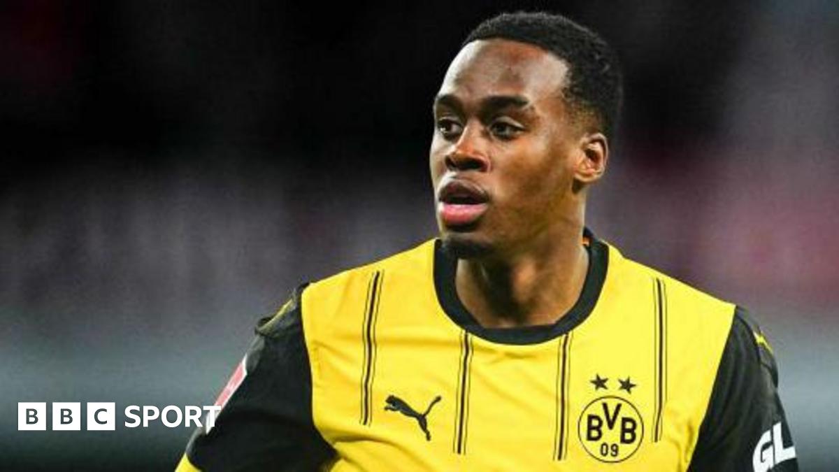 Chelsea in talks to sign Dortmund's Gittens