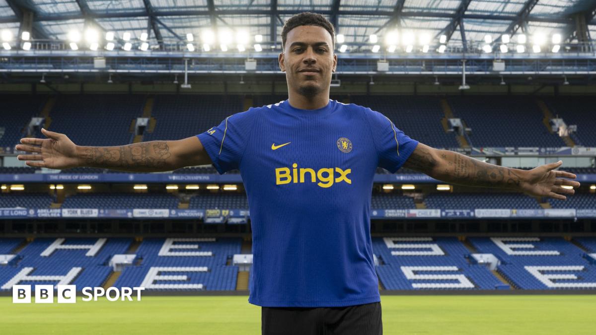 Morgan Rogers: Chelsea boss Xabi Alonso has plan for record signing to play alongside Cole Palmer
