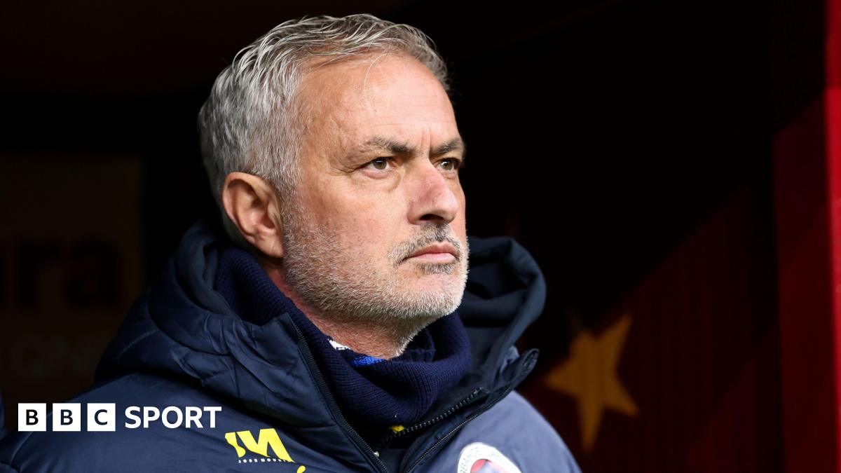 Jose Mourinho: Fenerbahce manager files lawsuit against Galatasaray after Istanbul derby