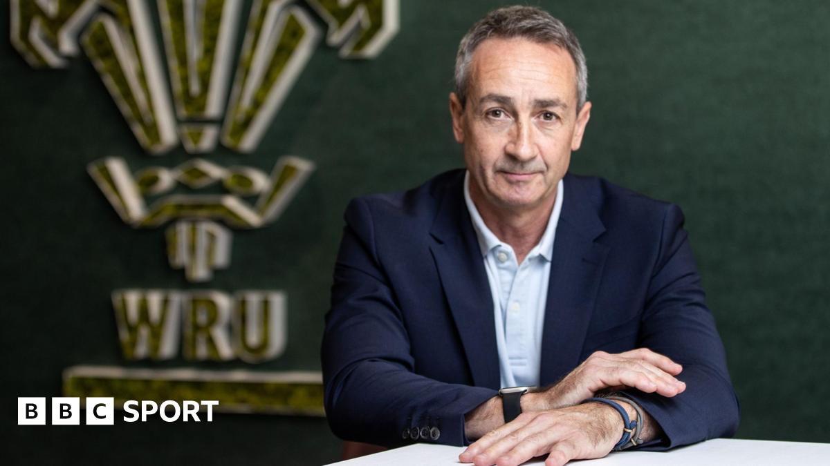 Welsh rugby bosses plan to scrap one side by 2028