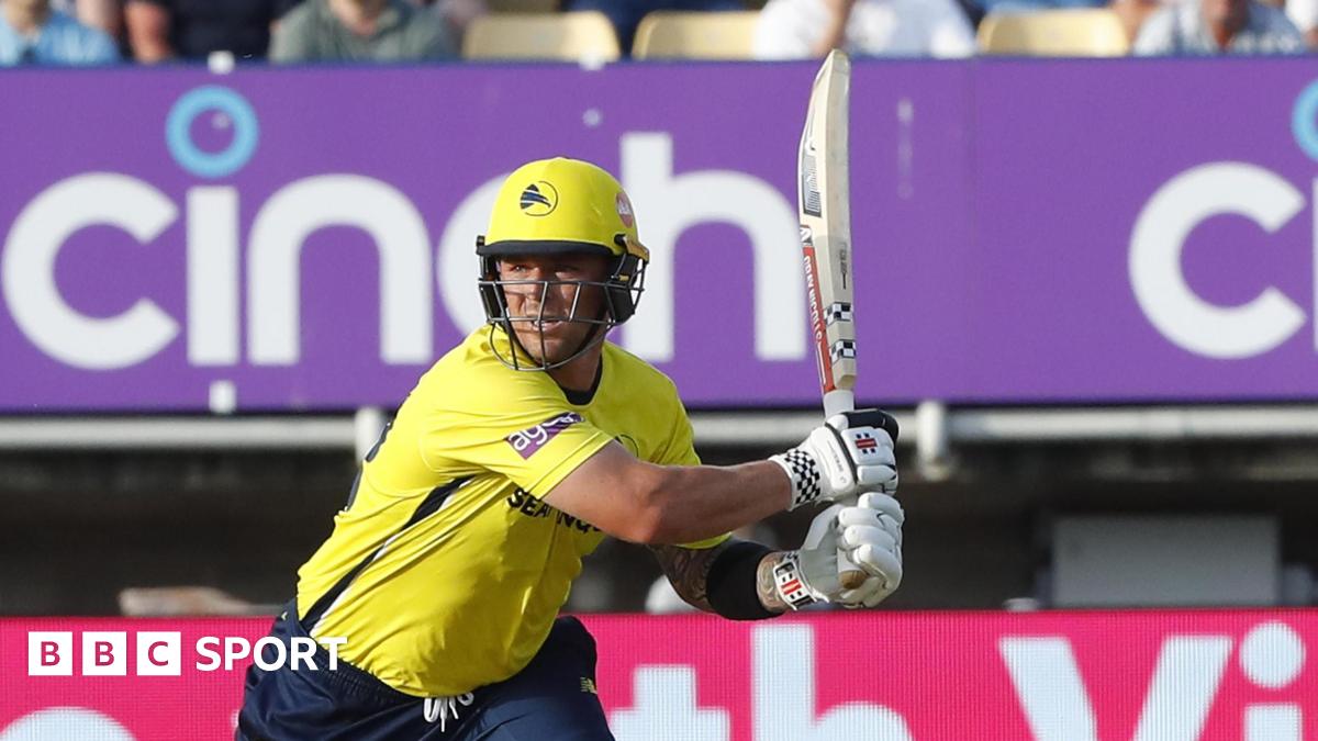 Lancs sign Aussie batter McDermott for T20 Blast