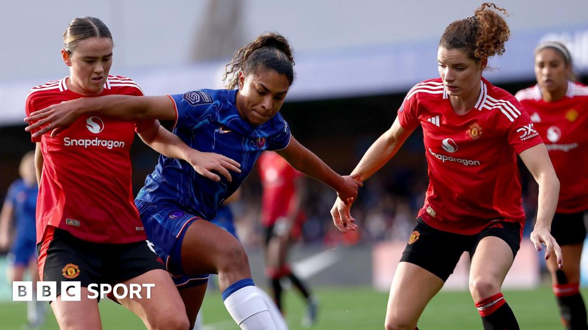 'Pressure back on Chelsea' - will Man Utd mount WSL title challenge?