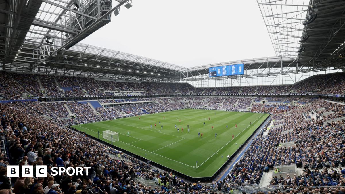 As Everton move: How do teams fare at new stadiums?