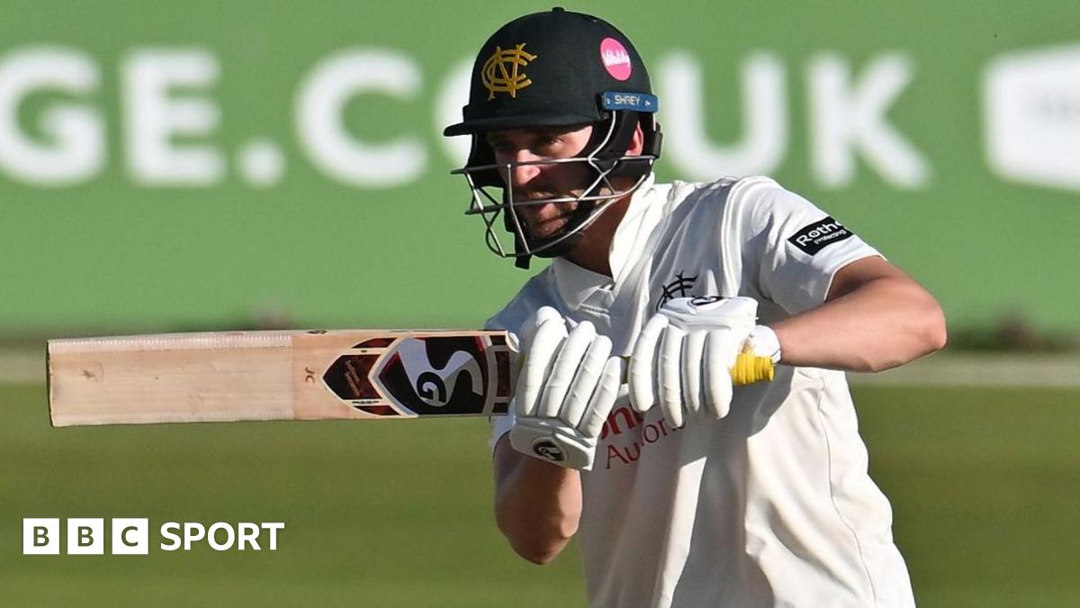 Warks in pole position as follow-on looms for Notts
