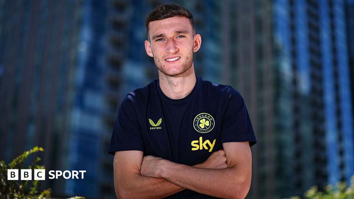 Tottenham news: Roberto de Zerbi plans to take a closer look at Mason Melia - BBC