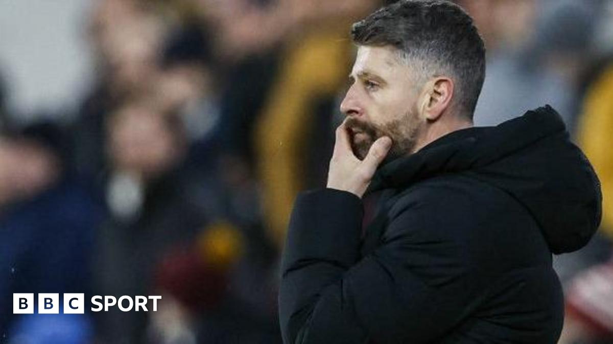 'Players made me look stupid', fumes St Mirren boss Robinson