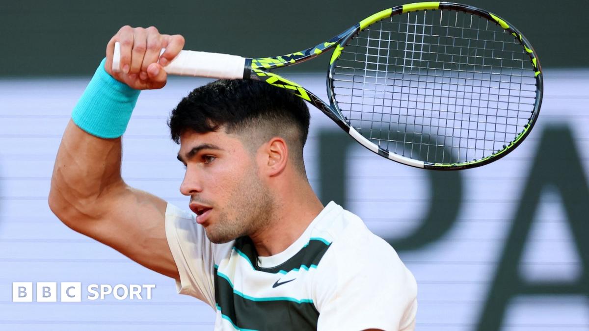 Defending Champion Alcaraz Advances French Open Fourth Round