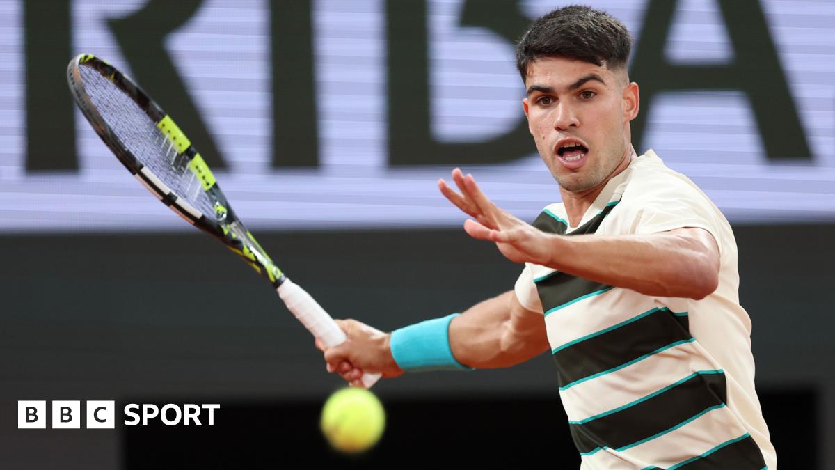 Carlos Alcaraz in action at the French Open
