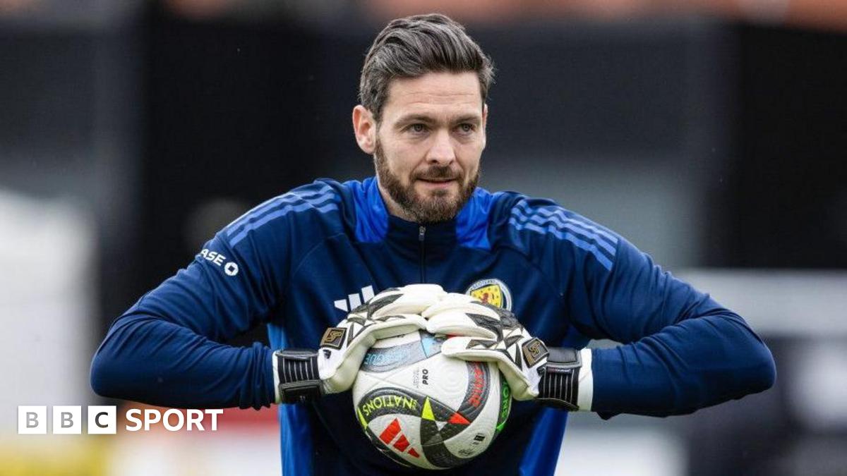 Gordon, 42, returns for Scotland World Cup qualifiers