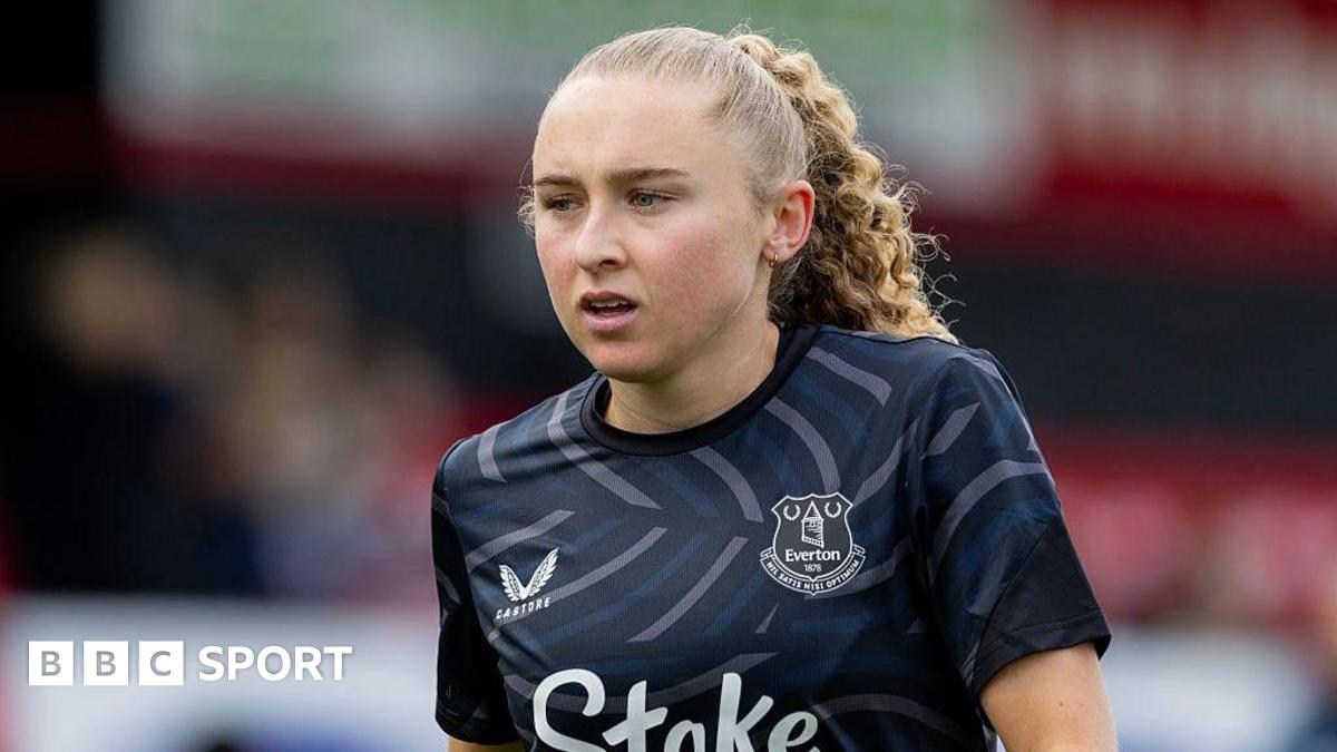 England forward Robinson re-joins Bristol City