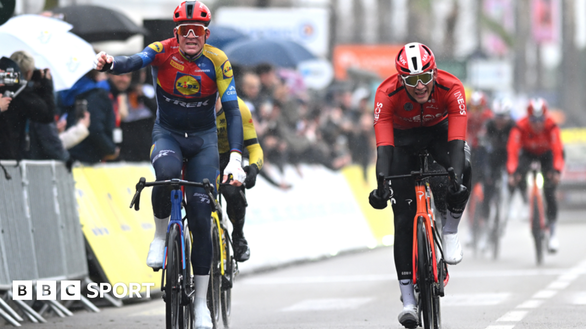 Vingegaard withdraws as British duo denied in Paris-Nice