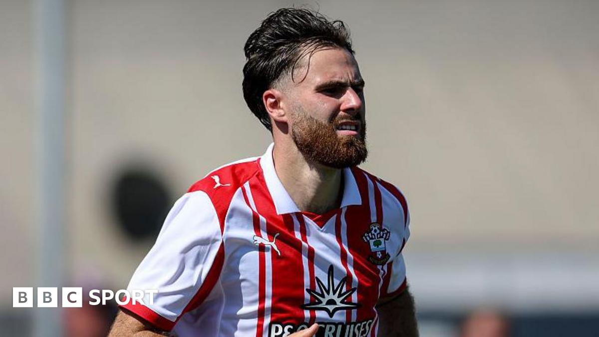 Derby sign Brereton Diaz on loan from Southampton