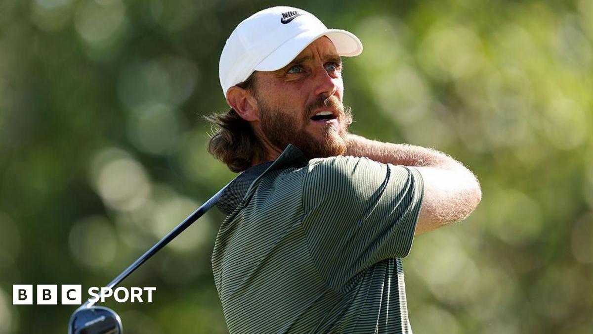 Fleetwood leads Rose by one after third round