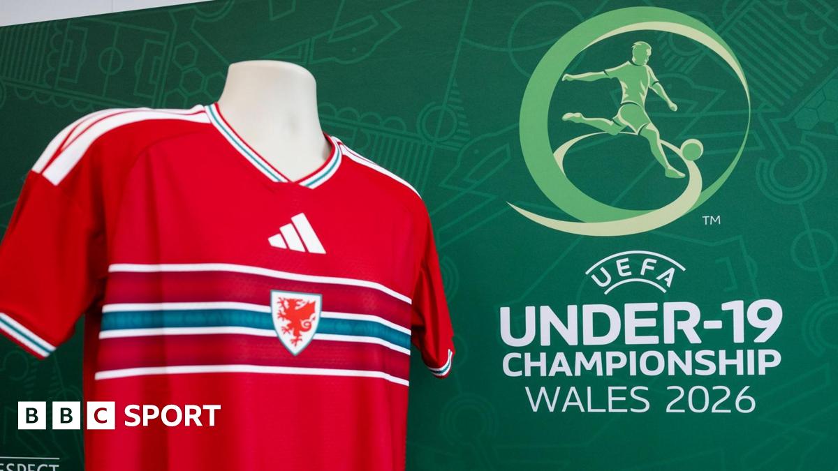 https://ichef.bbci.co.uk/ace/branded_sport/1200/cpsprodpb/d0a8/live/b8add500-43ce-11f1-99ed-3fe097af959e.jpg