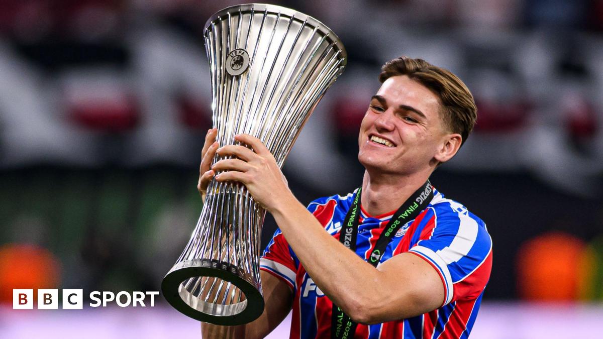 Devenny not ready for the beach after latest trophy
