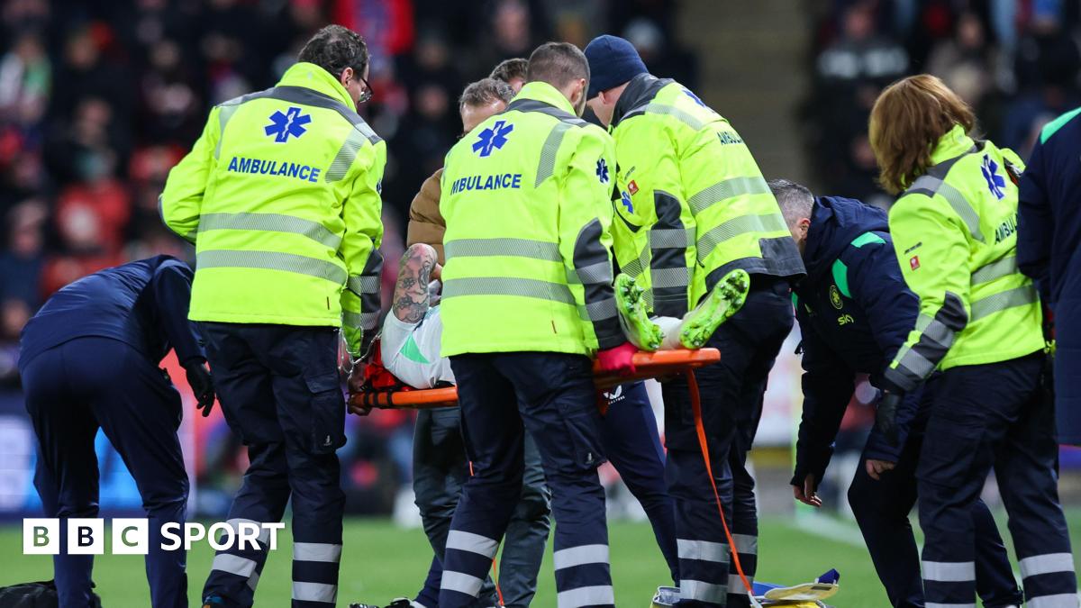 Szmodics taken to Czech hospital after collision