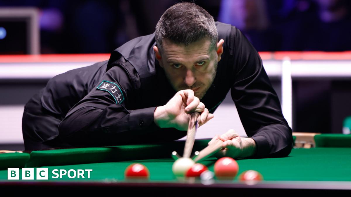 Selby thrashes Ding to set up final against Higgins