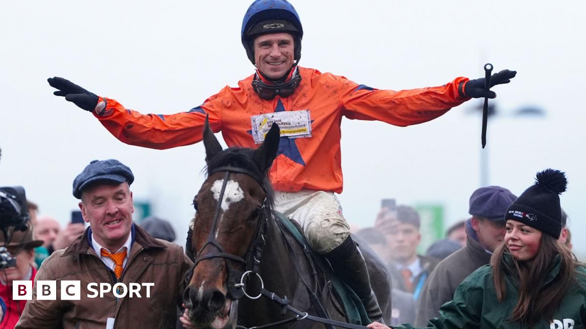 Panic Attack Triumphs For Skeltons At Cheltenham