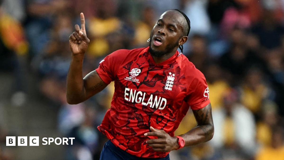 England bowlers secure crucial win over Sri Lanka