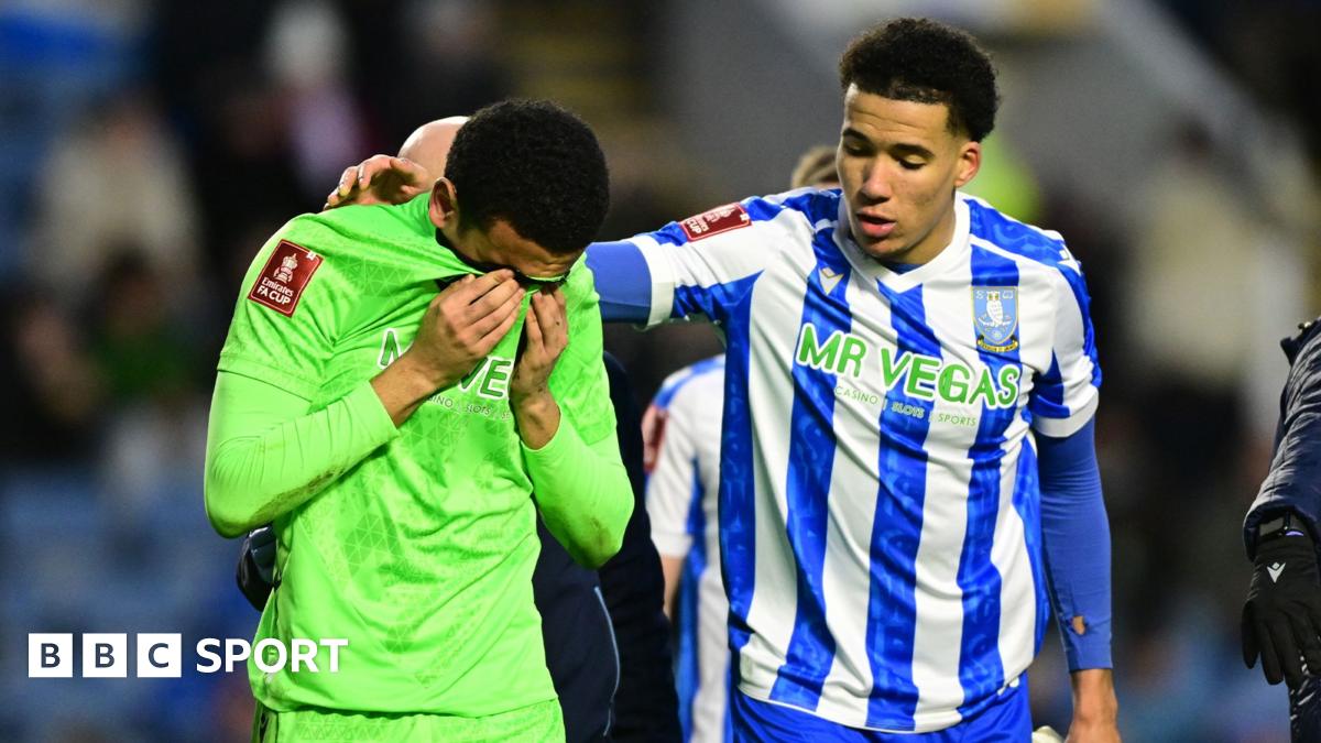 Pierce Charles: Goalkeeper 'in a lot of pain' with fresh shoulder injury