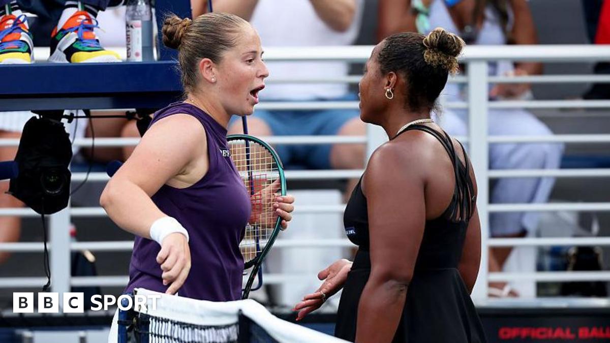 Ostapenko apologises for no education Townsend comments