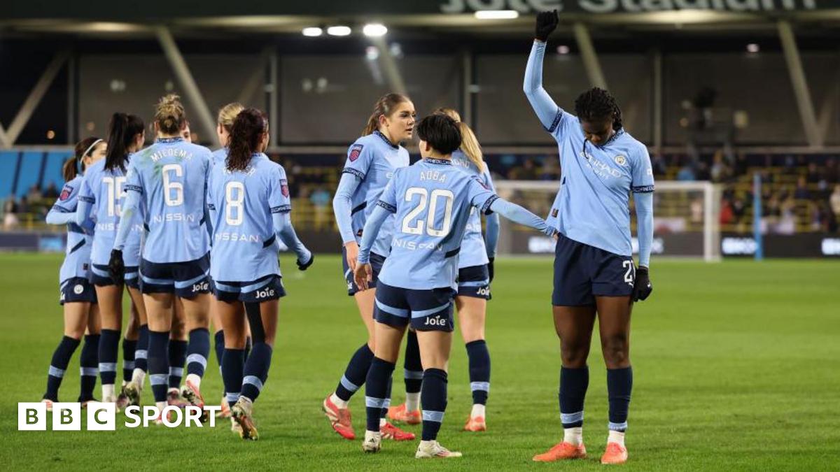 Manchester City Dominates Liverpool 4-0 in Women's Super League