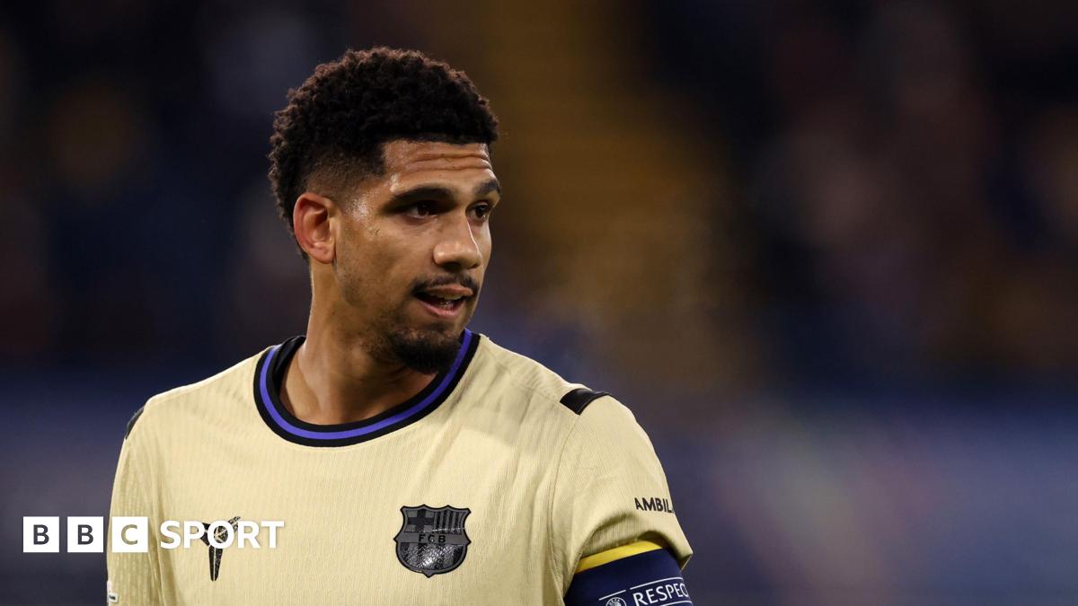 Barca defender Araujo taking mental health break