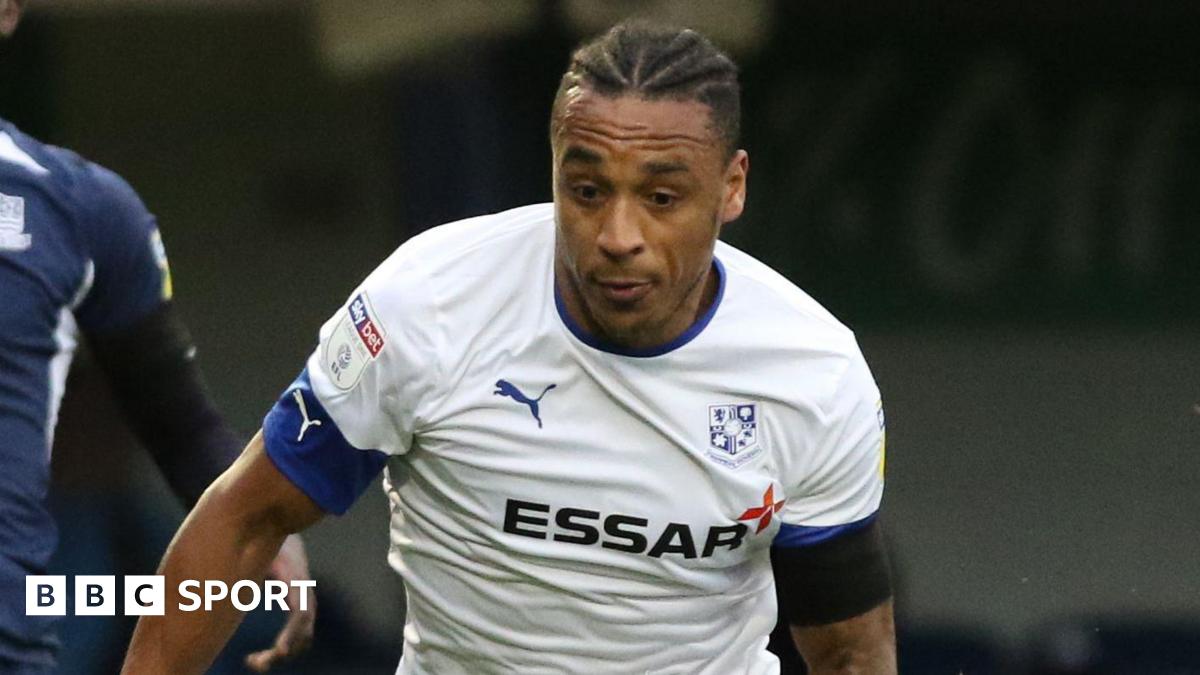 Ex-midfielder Danns fined for FA betting breaches