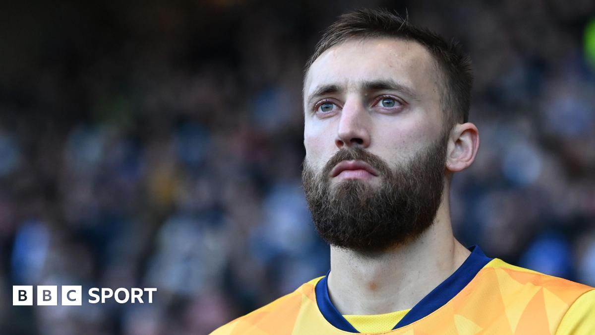 West Brom sign defender Phillips from Liverpool