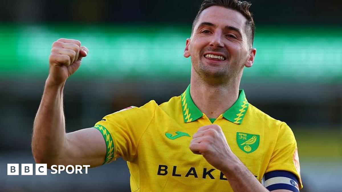 Norwich skipper McLean agrees new two-year deal