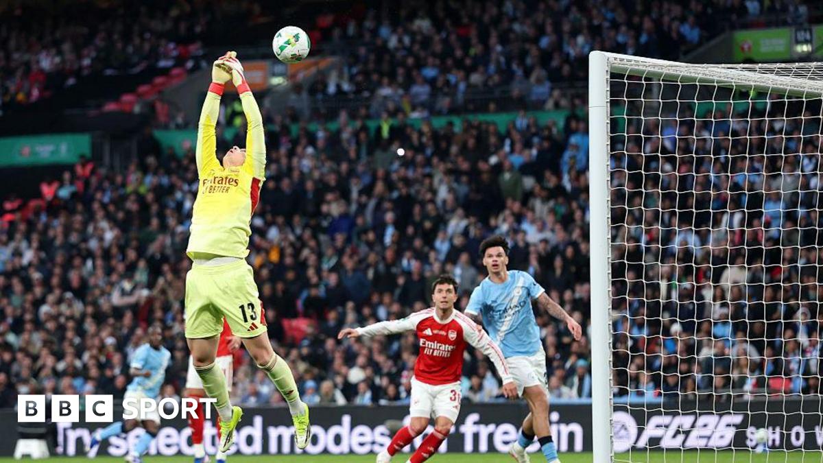 The 'sentimental' goalkeeping call that cost Arsenal